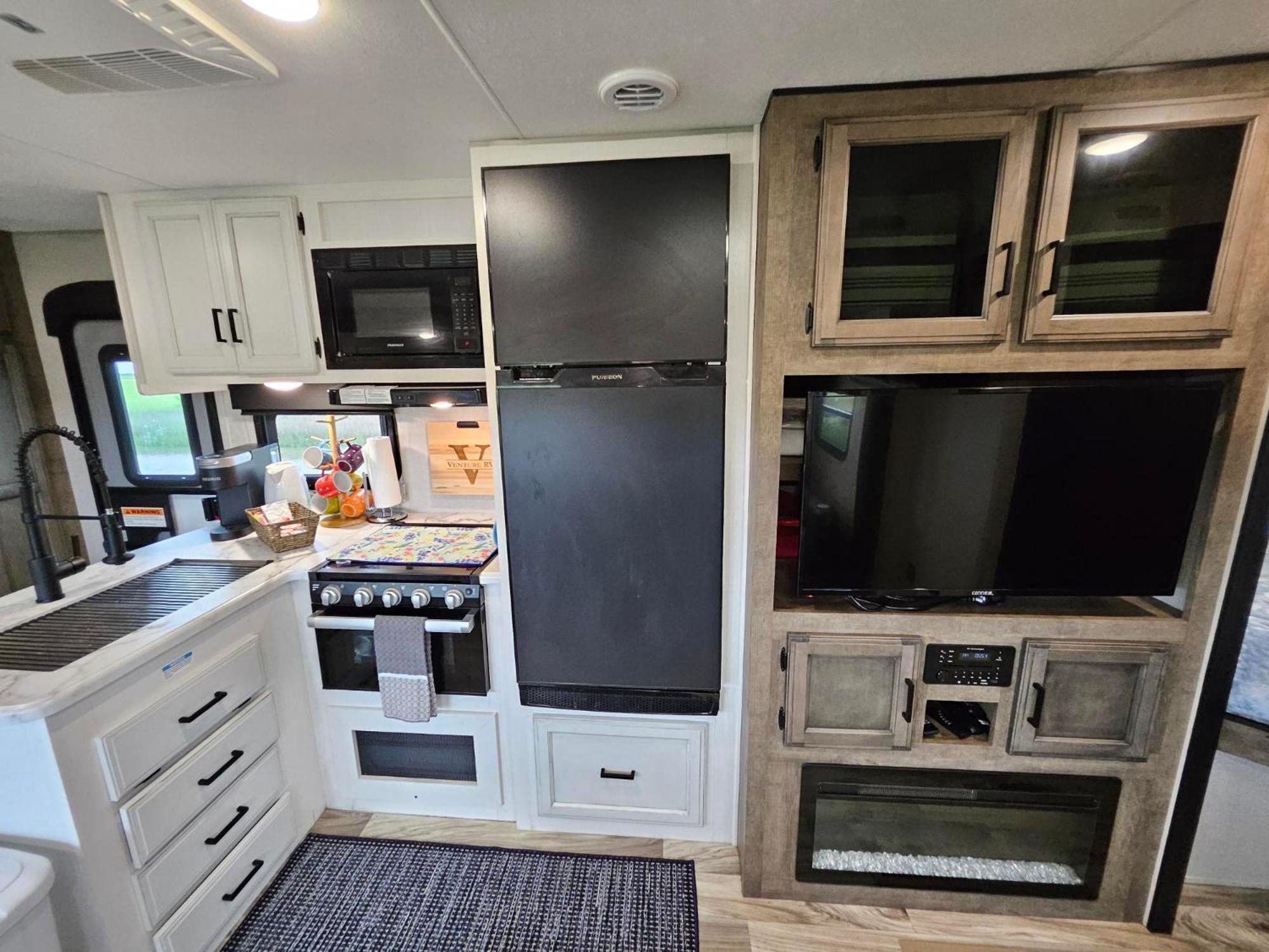 Hailey'S Beach-N-Bay Rv Resort Gilchrist Dış mekan fotoğraf