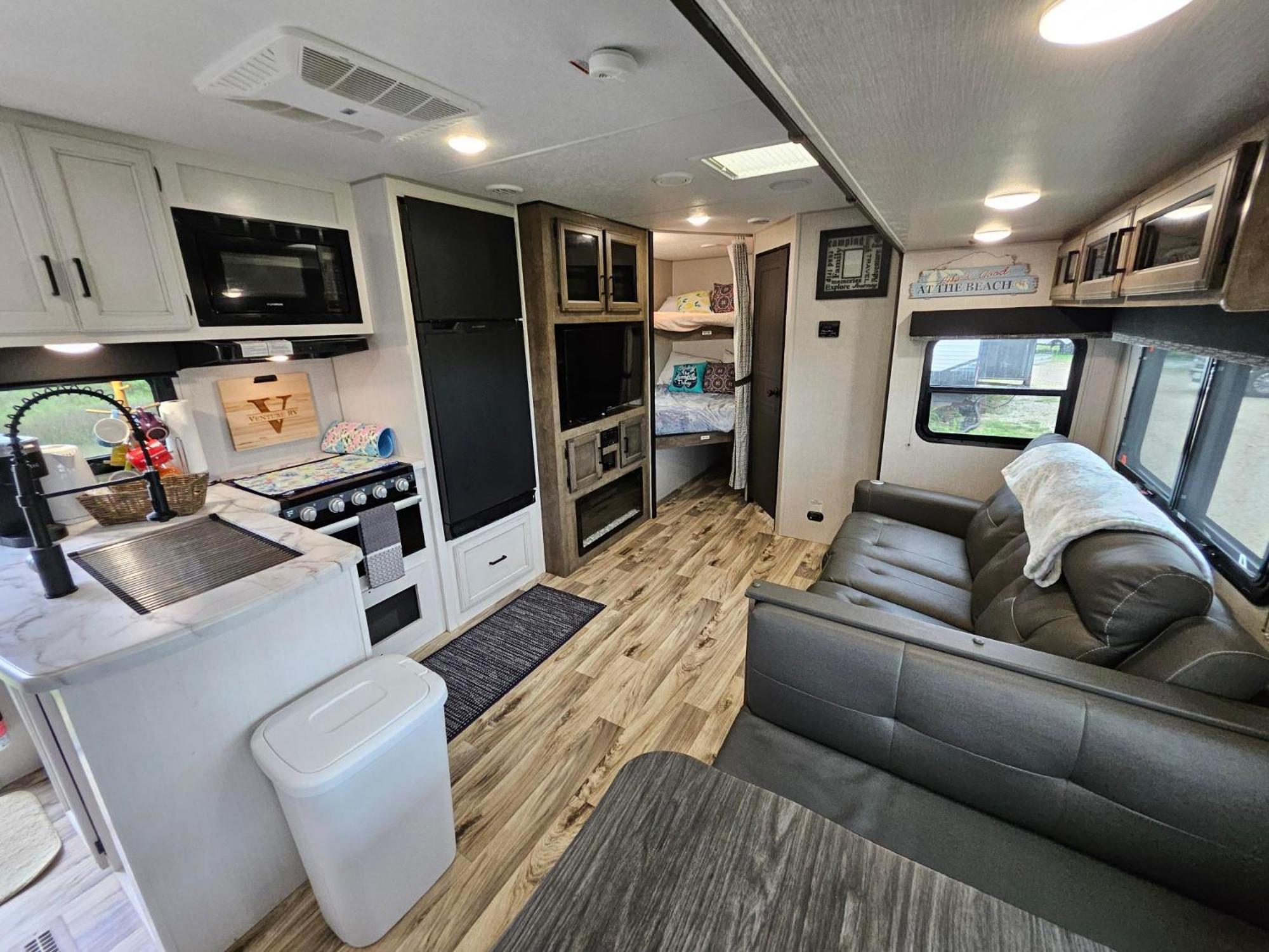 Hailey'S Beach-N-Bay Rv Resort Gilchrist Dış mekan fotoğraf