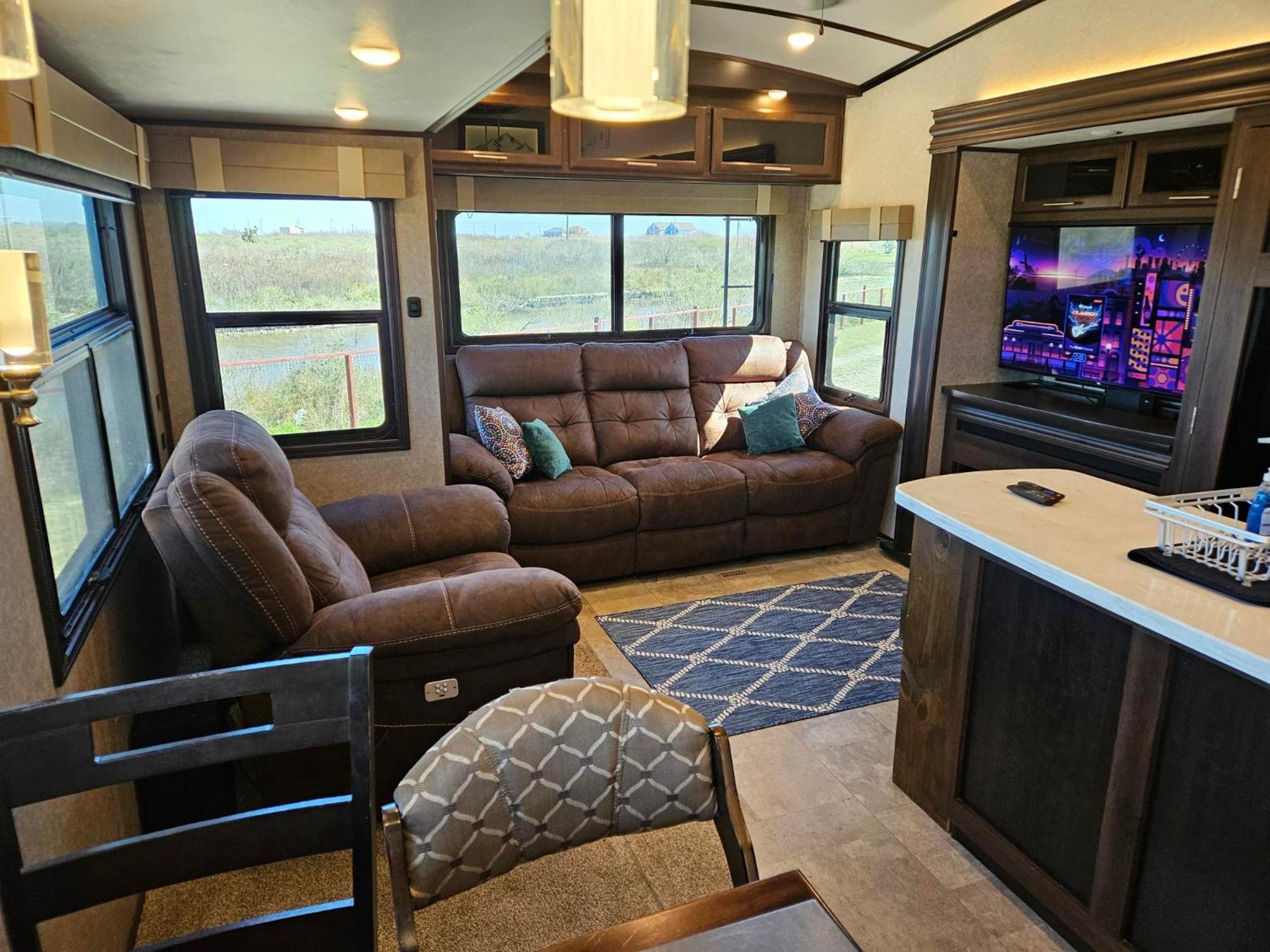 Hailey'S Beach-N-Bay Rv Resort Gilchrist Dış mekan fotoğraf