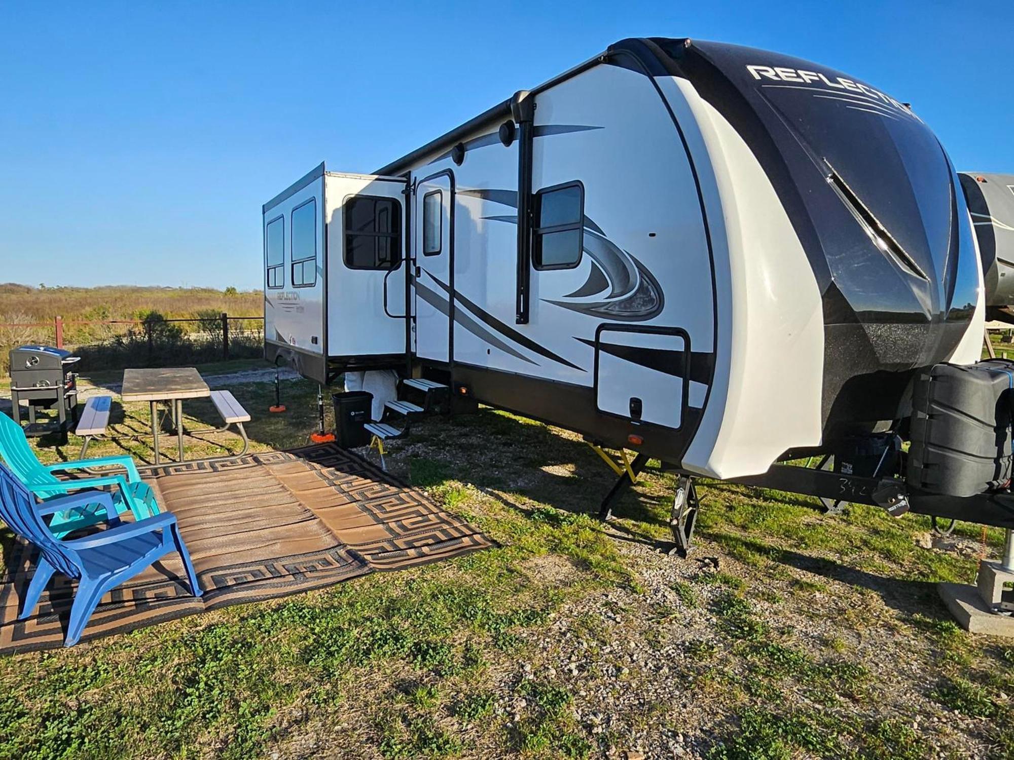 Hailey'S Beach-N-Bay Rv Resort Gilchrist Dış mekan fotoğraf